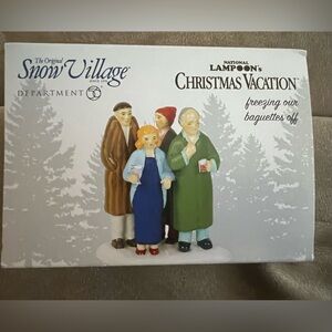 DEPT 56 National Lampoon’s Freezing Our Baguettes Off